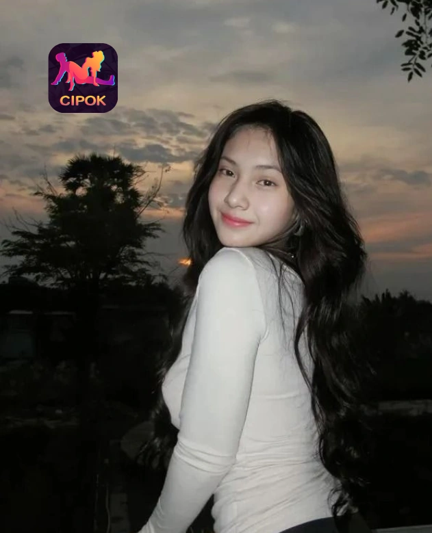 Bella Sasmita cipok