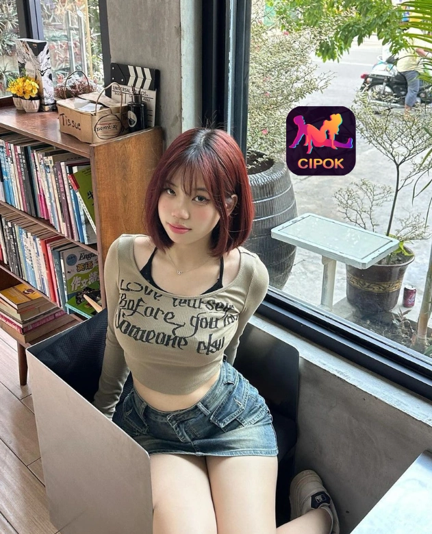 Oktavia Dewanti Cantik di Cipok Live