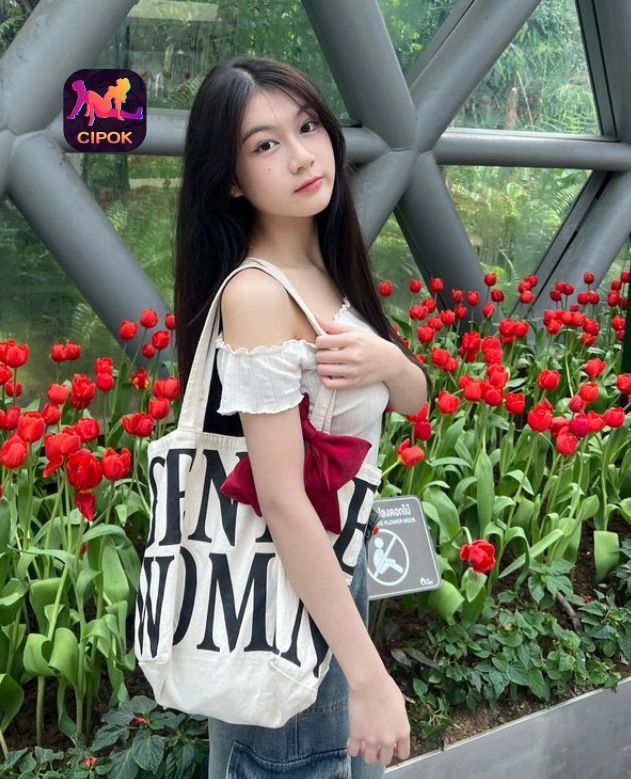 Puspa Santika Mengulas Cipok Live APK