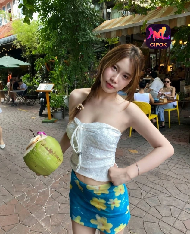 Tama Hidayat Cipok Live Streaming BaruKu